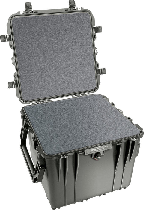 Pelican 0340, 18" Cube HELMET Case